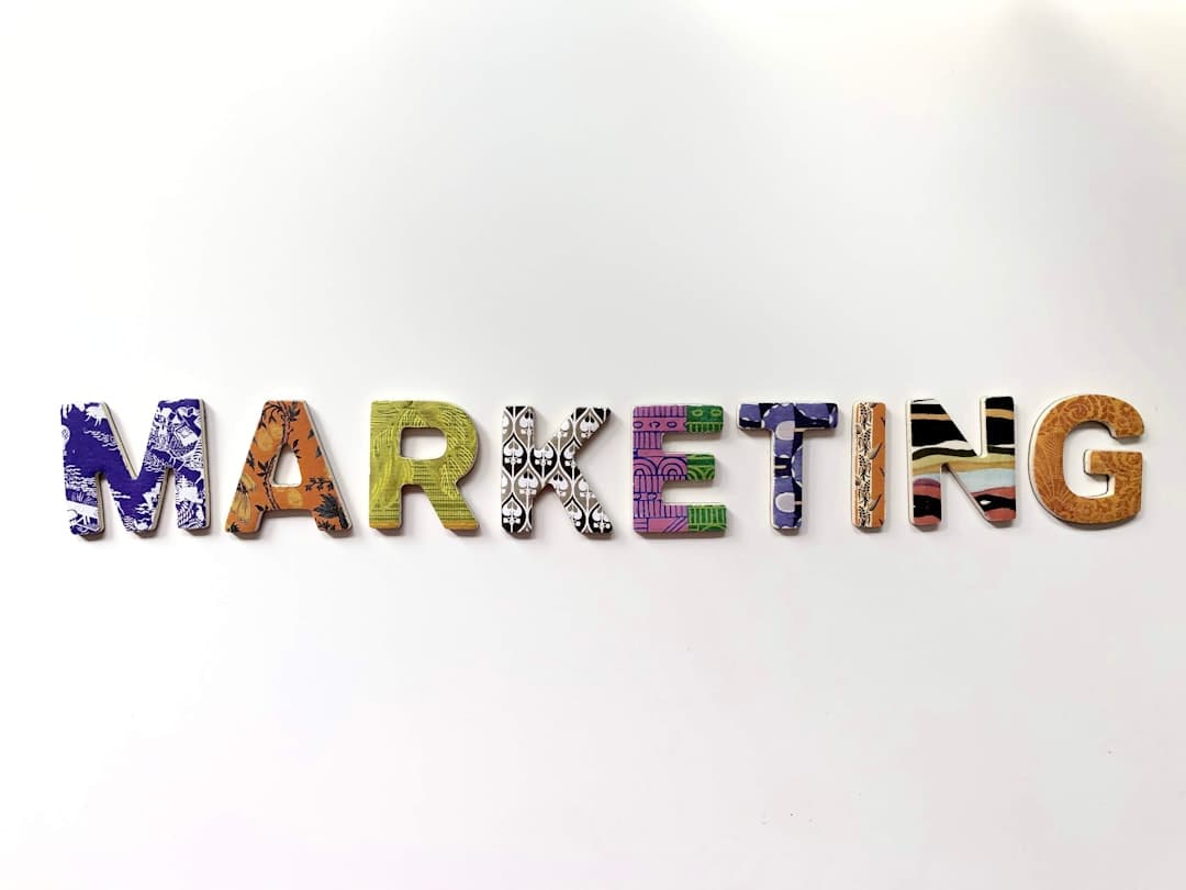 Cómo Construir una Estrategia de Marketing en Español Desde Cero