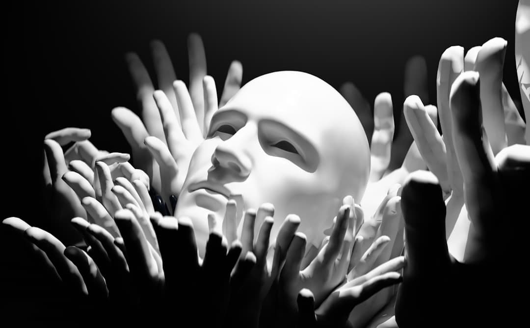 Por Qué las Voces Sintéticas Son Rechazadas por Audiencias Que No