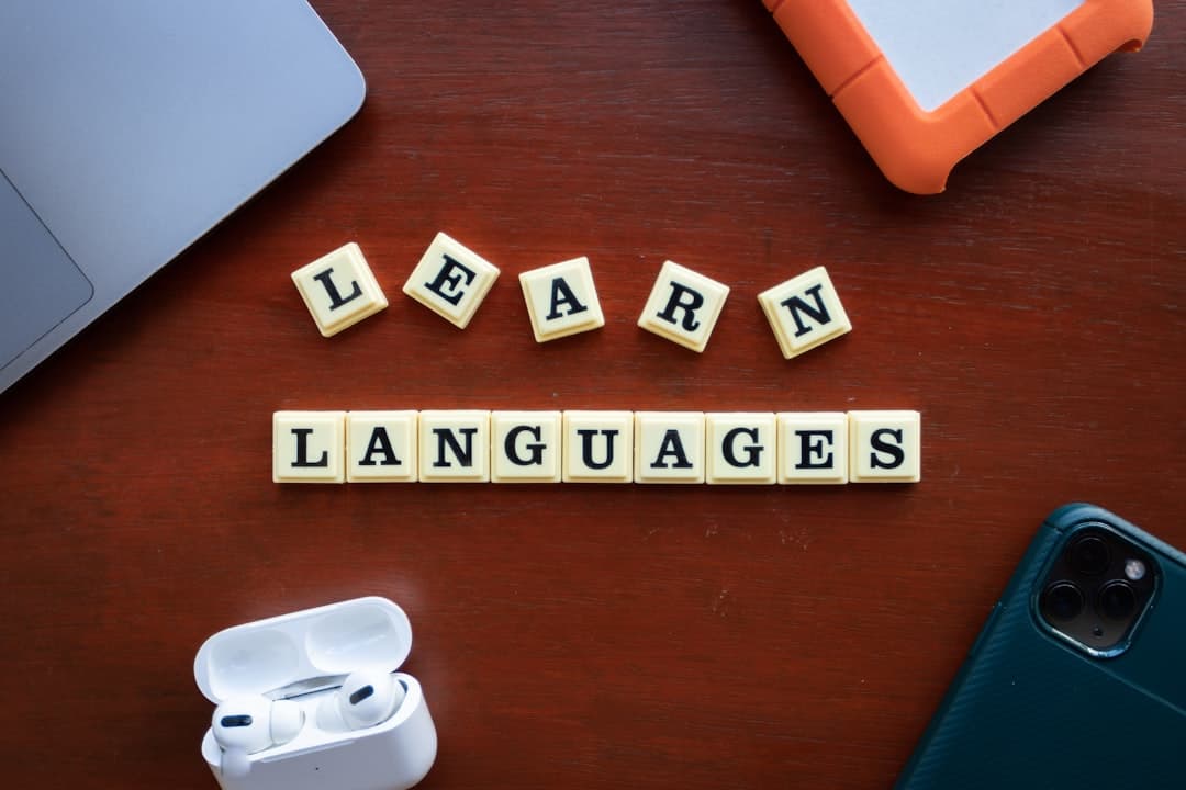 The Pacing Problem: Why Spanish E-Learning Audio Always Feels Rushed