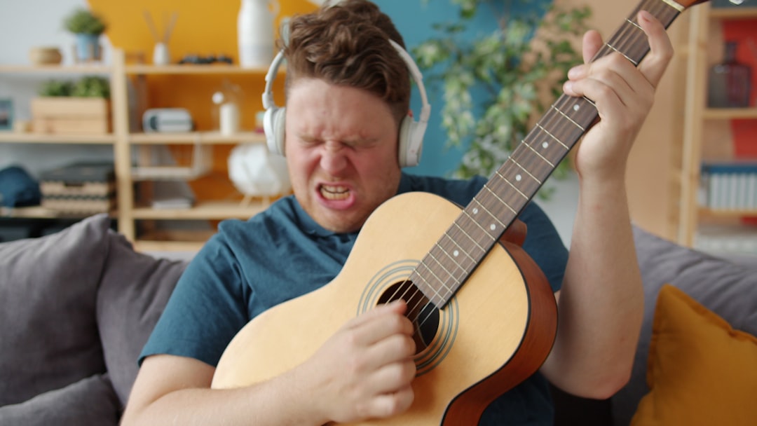 The Tone Map: Matching Spanish Voice Over Style to Video Type