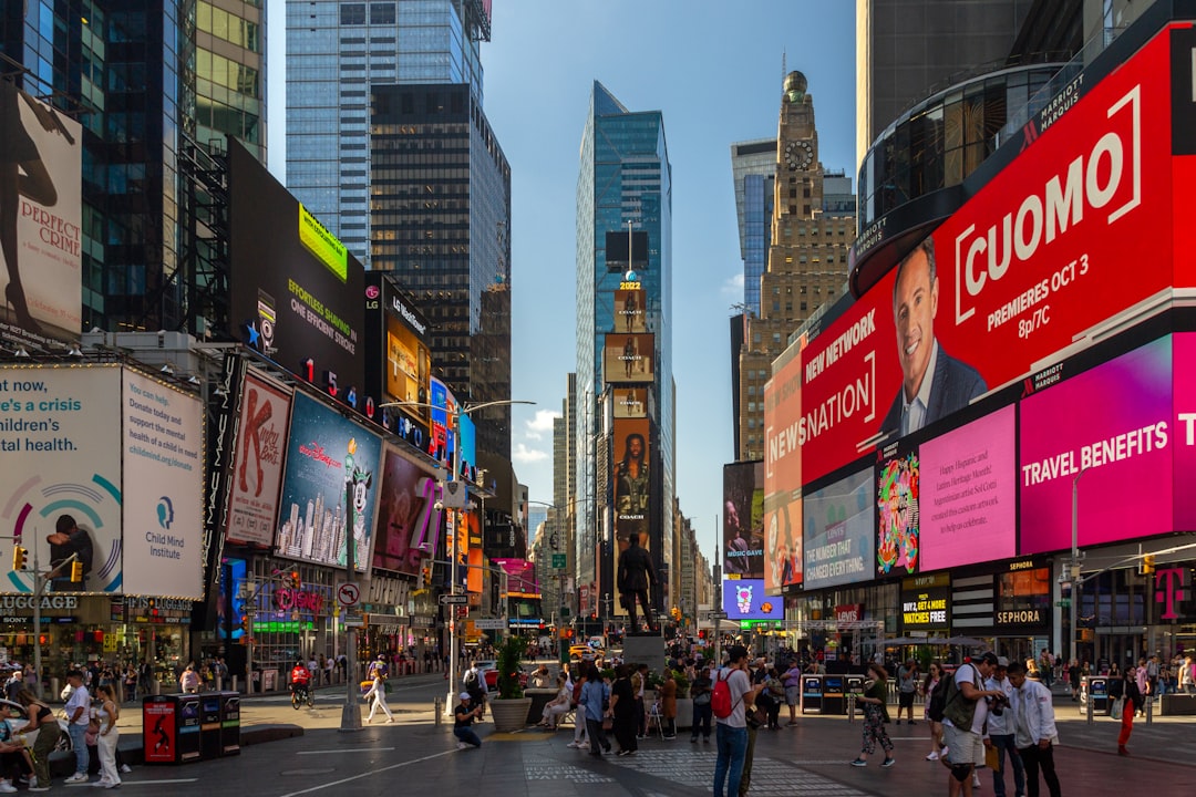 Mercado latino EEUU como mayor oportunidad para marcas con locución en español