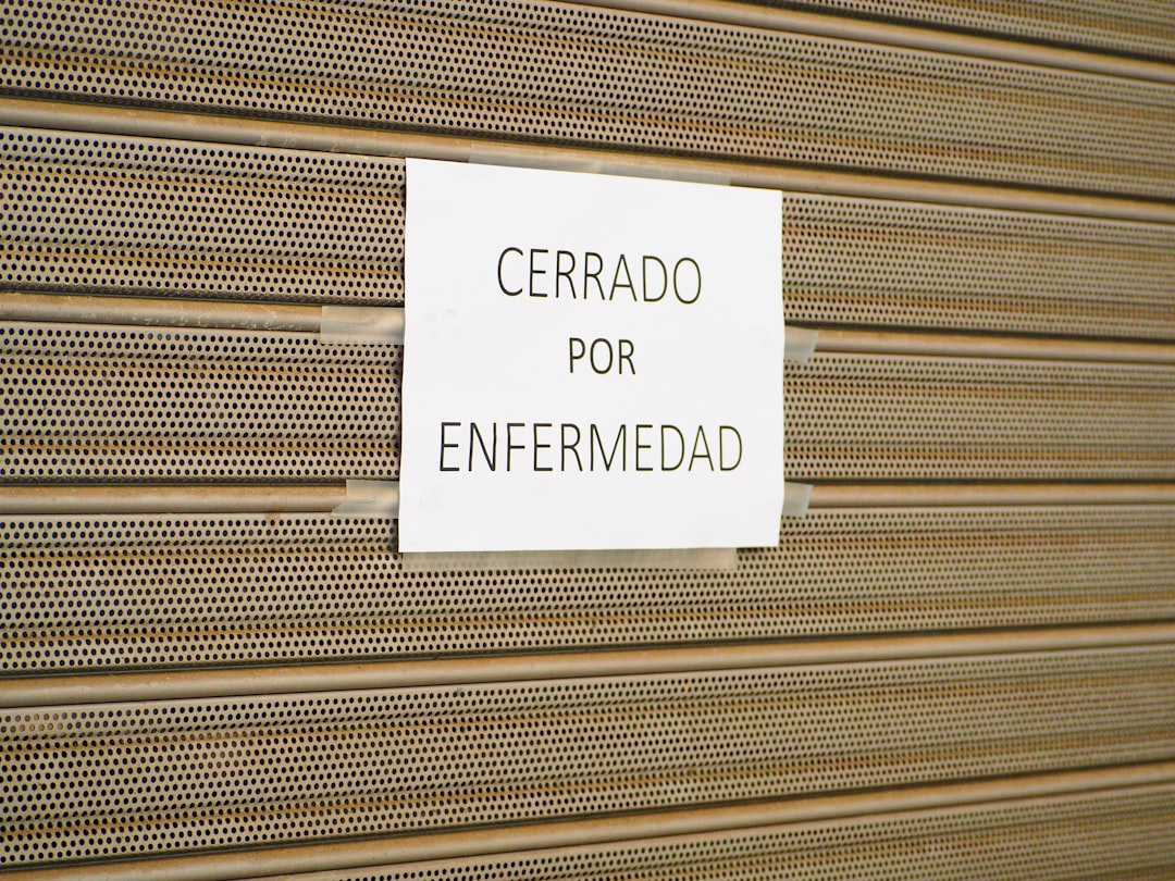 Entrega de locución en español el mismo día desde estudio profesional con Source Connect