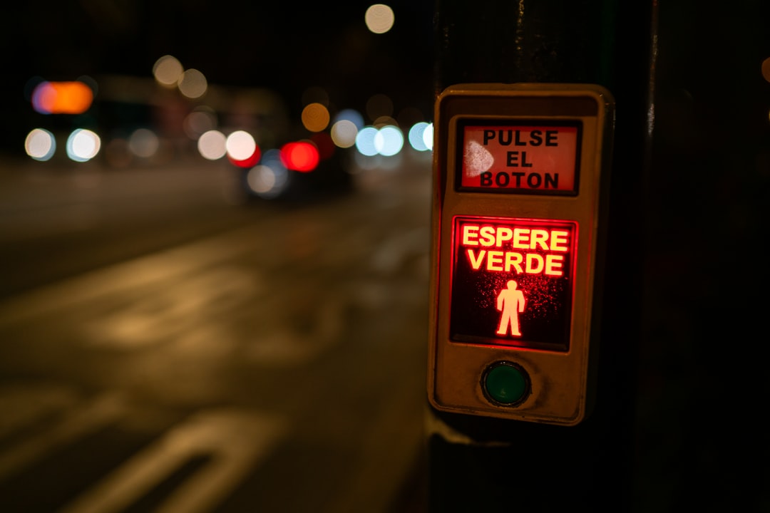 Neutral Spanish voice over safest choice for pan-Latino advertising campaigns